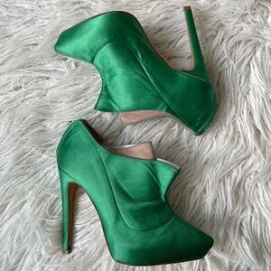 Rupert Sanderson Green Satin Platform Stiletto Kit Kat Ankle Boots Size 36.5